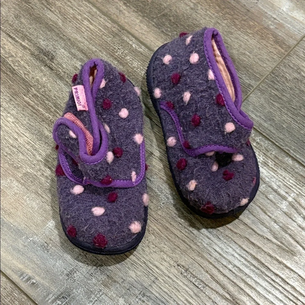 Primigi baby girls purple dotted wool booties size 23